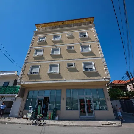 Tosi * Tirana