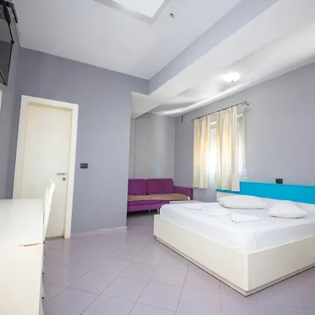 Hotel Tosi Tirana