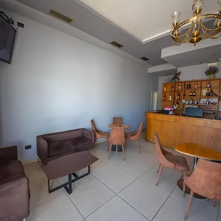 Tosi Hotel