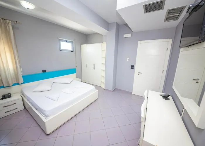 Hotel Tosi *